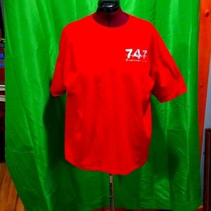 G i l d a n activewear, Northwest Airlines 747 red t-shirt two x